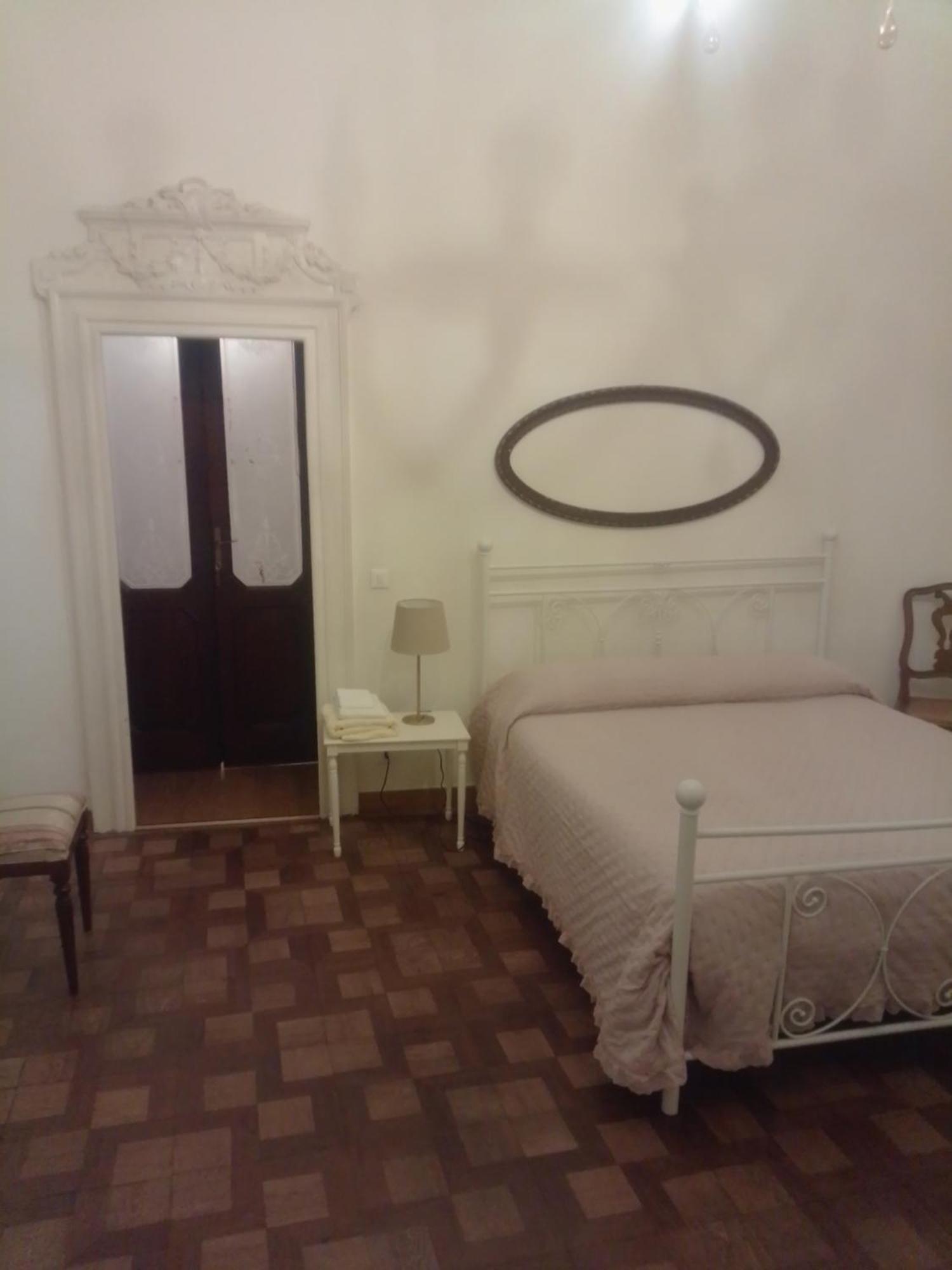 Bed and Breakfast Piacenza Centro Esterno foto